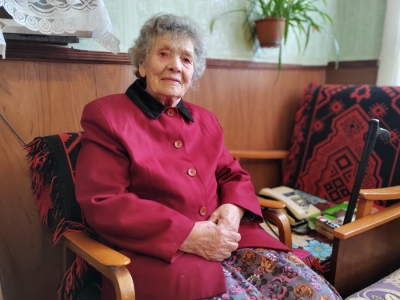 О своем военном детстве вспоминает Анна Дедкова из Горбович Чаусского района