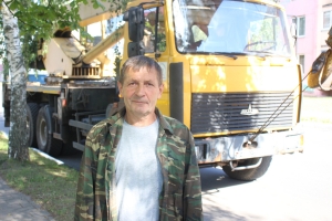 Рассказываем о машинисте автомобильного крана Чаусского УКП «Жилкомхоз» Александре Чубарове