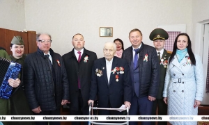Ветеранов Великой Отечественной войны поздравили в Чаусах в день 80-летия Великой Победы