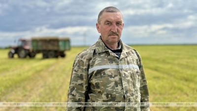 В Чаусском районе первыми к кормозаготовке приступили в ОАО «Мирный Агро»
