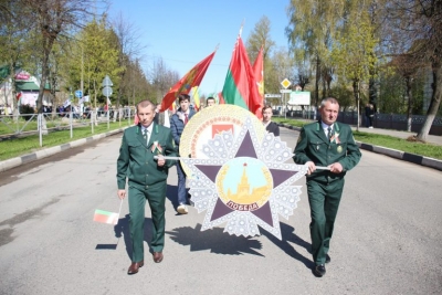 Праздничное шествие и концерт в Чаусах 9 мая