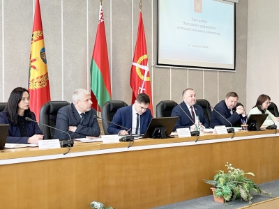 Председатель Чаусского райисполкома Дмитрий Акулич обсудил с активом района решения ВНС