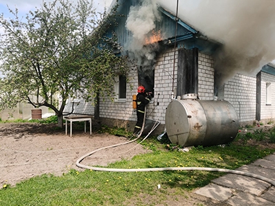 В Чаусах горел дом