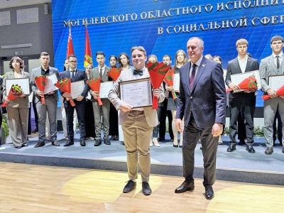 Стало известно, что редактор сайта Чаусской районной газеты &laquo;Іскра&raquo; Виталий Руцкий стал лауреатом специальной премии Могилевского облисполкома