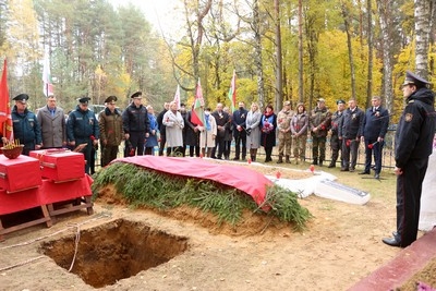 Перезахоронение останков 10-ти советских воинов прошло в Чаусском районе