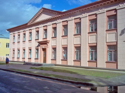 Здесь развиваются таланты Чаус