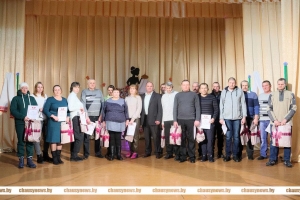 С подарками и наградами прошел День работников сельского хозяйства в ОАО “Головенчицы” Чаусского района