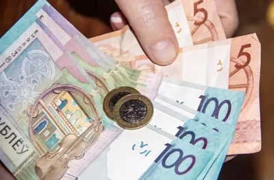 Средняя зарплата в Беларуси выросла сразу на 170 рублей