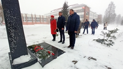 В Чаусах почтили память воинов-интернационалистов
