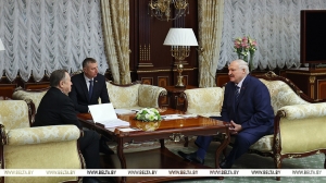 О близости с Россией, политике Трампа и Совете мира. Лукашенко ответил на фейки и конспирологию